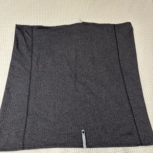Lululemon vinyasa wrap scarf shawl snap closure.